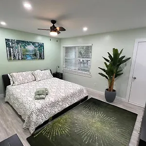  Villa Tranquility In Paradise- 2 Bedroom W/parking